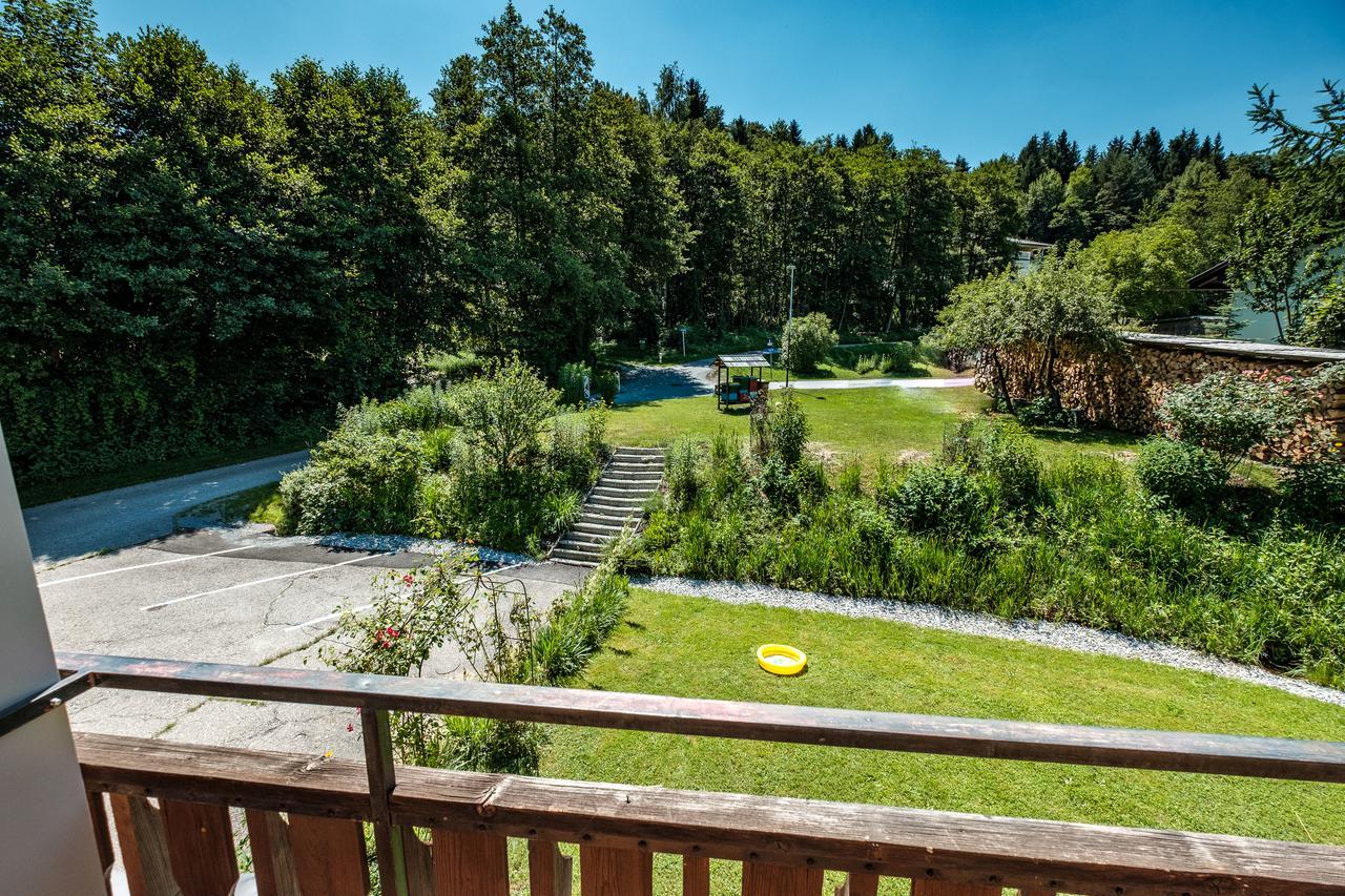 Gaestehaus Genf Velden am Wörthersee Екстериор снимка